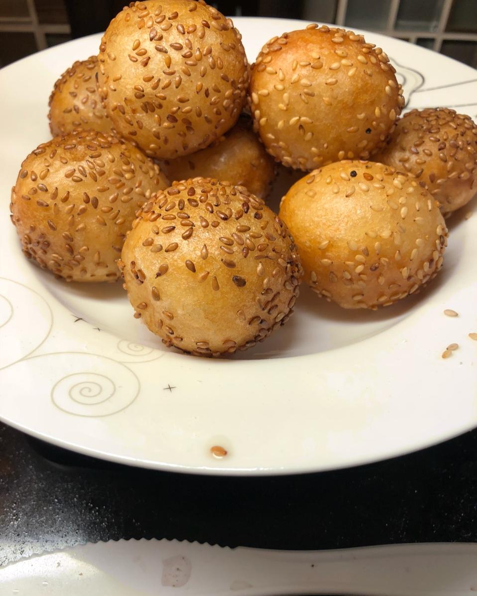 徽子的围脖做的糯米空心糍粑