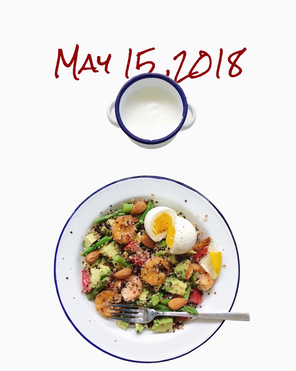 睡沙发才能吃上早餐