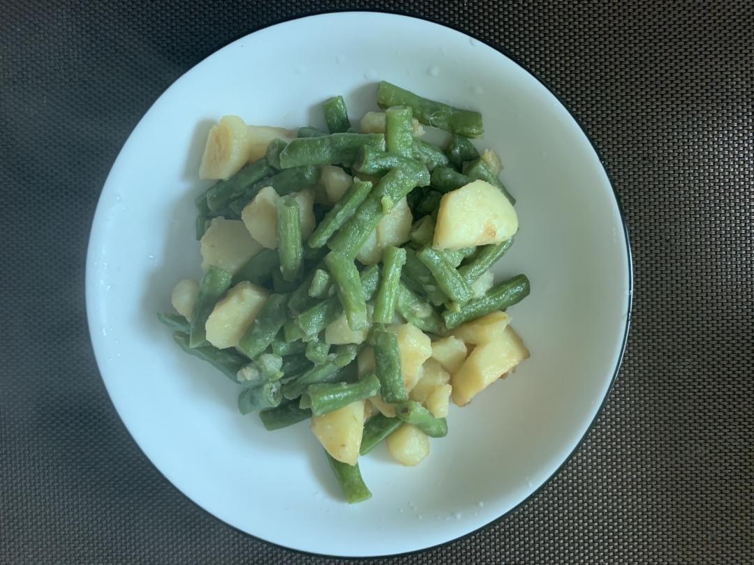 土豆焖四季豆