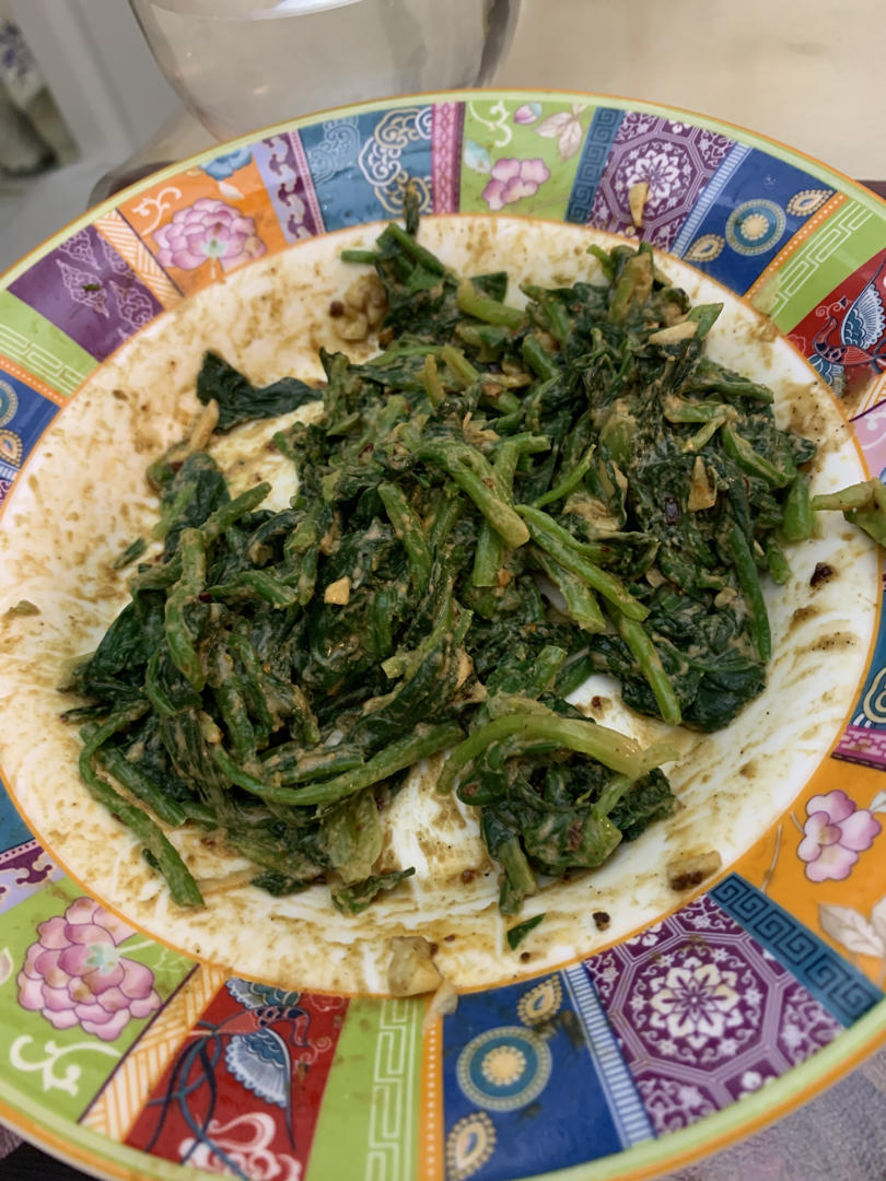麻酱拌花生菠菜