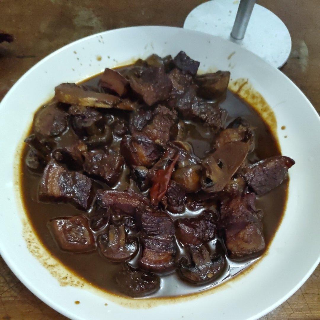 不焯水不放油的家常红烧肉