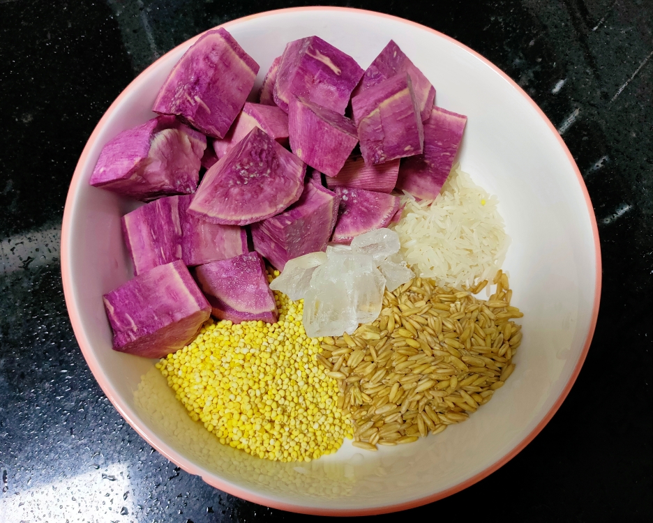 营养紫薯糊（破壁机）的做法 步骤1