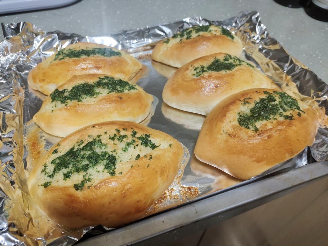 susi爱下厨_做的欧芹鲜奶面包