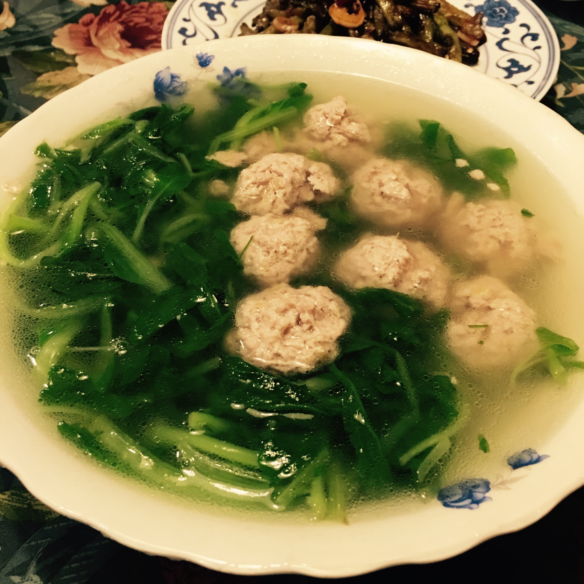 青菜圆子汤