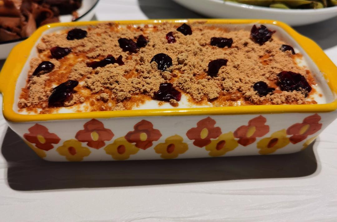 “无奶油无蛋糕的低脂豆乳盒子”吐司酸奶香蕉版！超级简单！5分钟吃到！