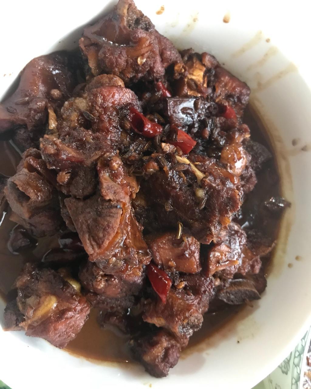 超级好吃的红烧小排