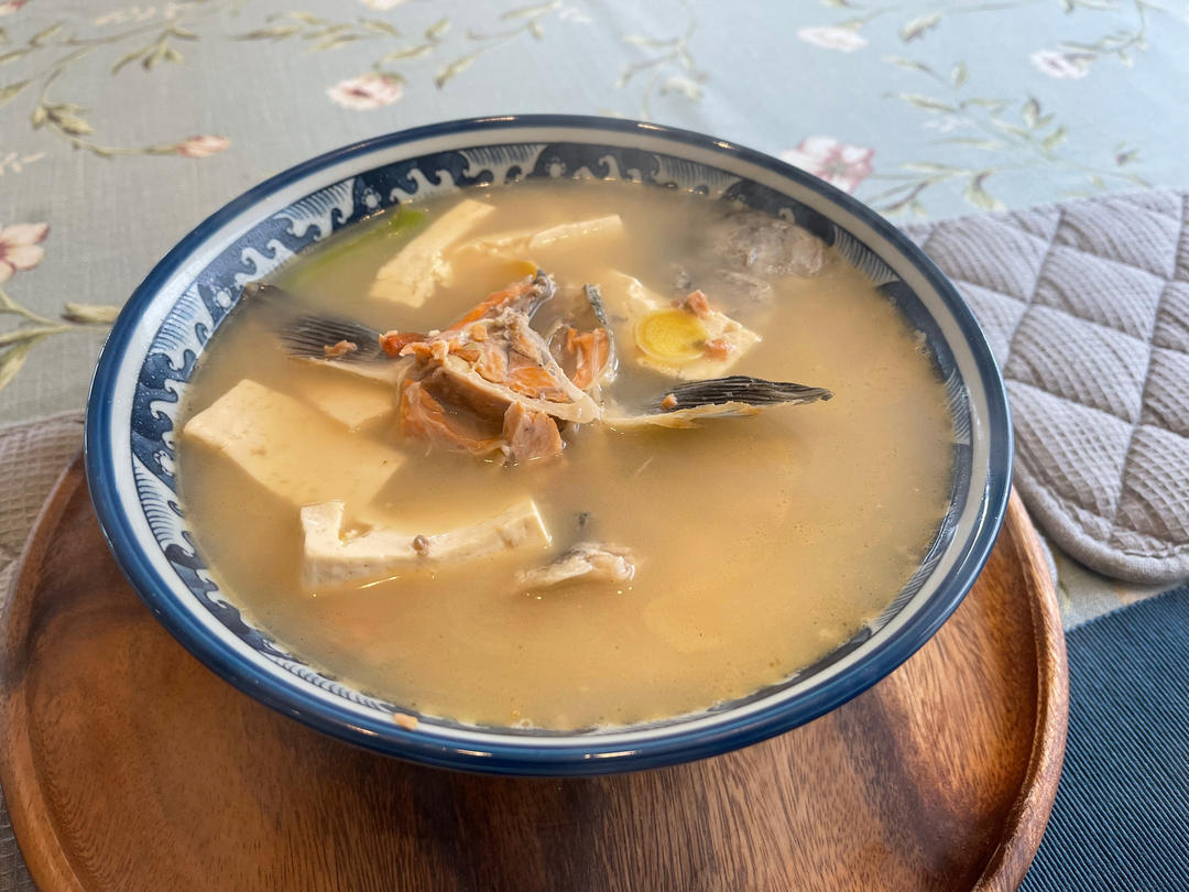 鱼头豆腐汤