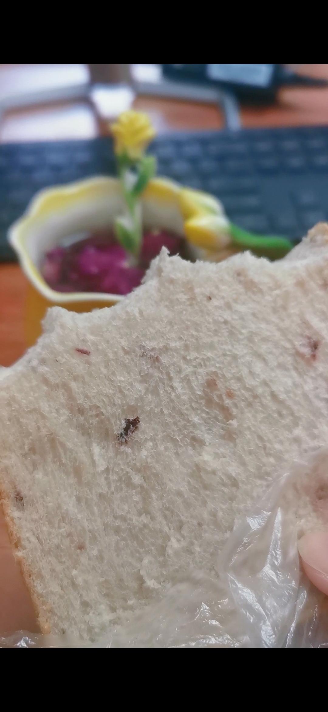 色与香同赋的玫瑰吐司