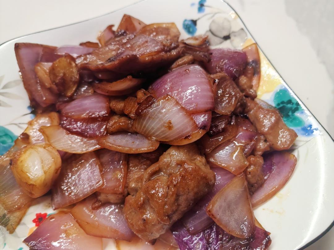 洋葱炒牛肉