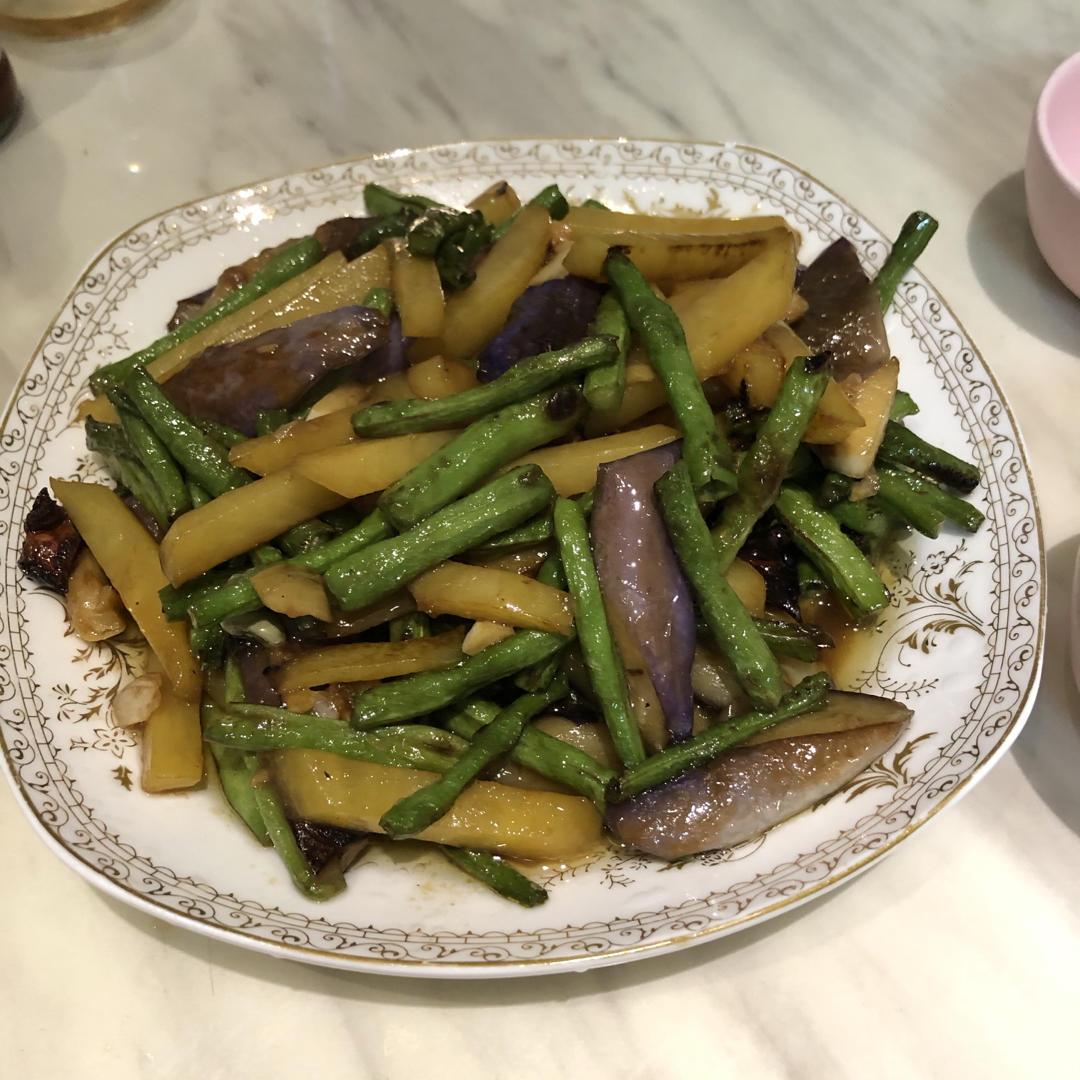 美味可口的豆角烧茄子！原来饭店都是这样做的