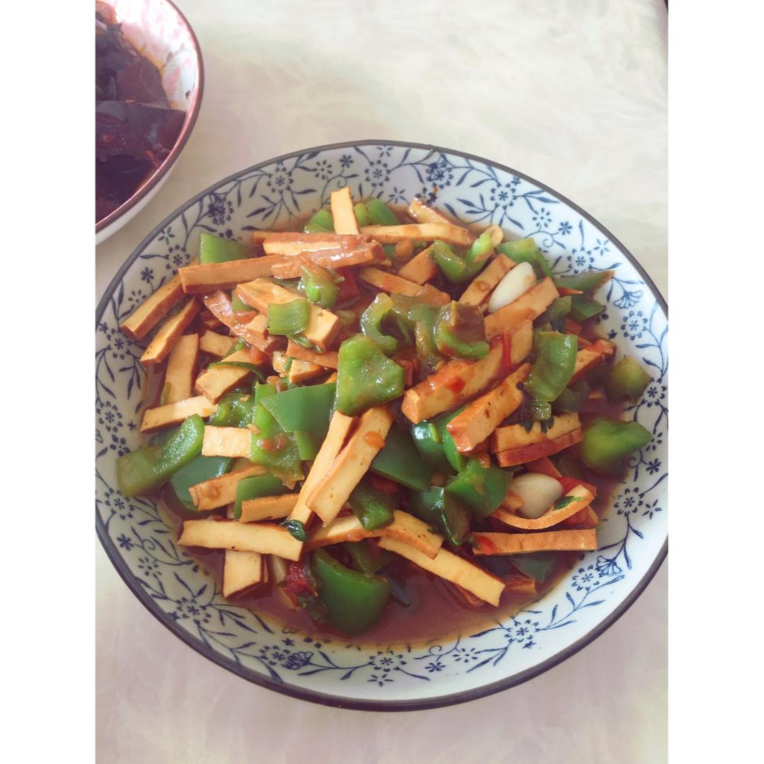青椒炒豆腐干
