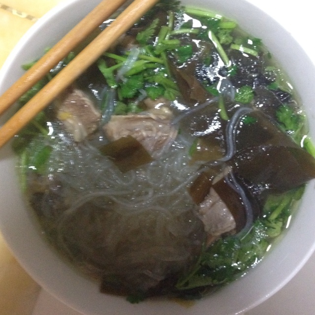 萝卜小排粉丝汤（经典浙南菜）