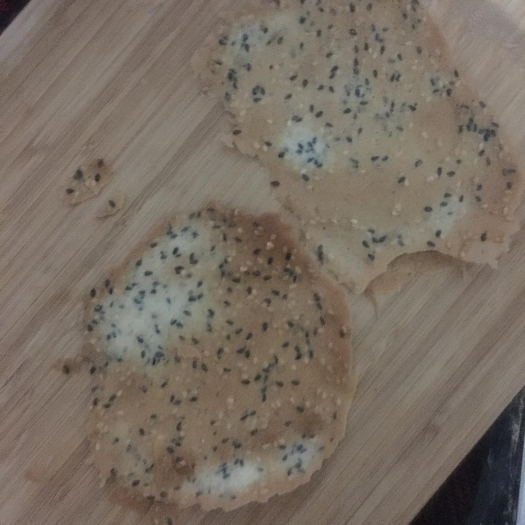 越吃越想吃——黑白芝麻薄脆