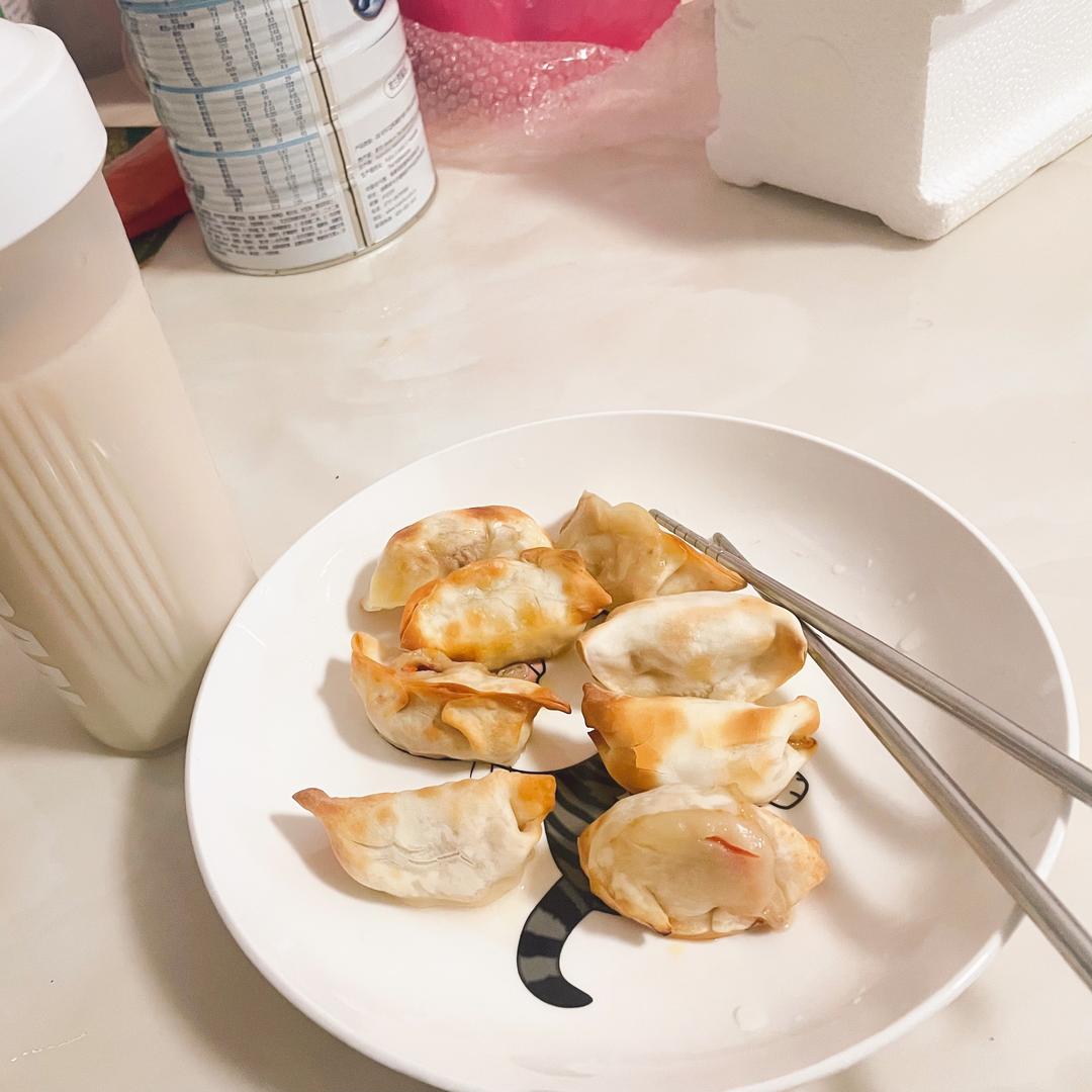 减脂期推荐！快手无油煎饺