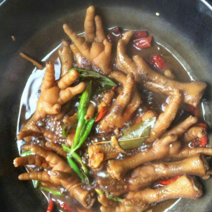 秘制红烧鸡爪