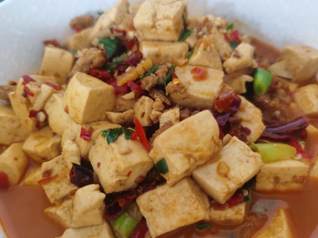 厨师长教你：“麻婆豆腐”的正宗做法，麻香味十足