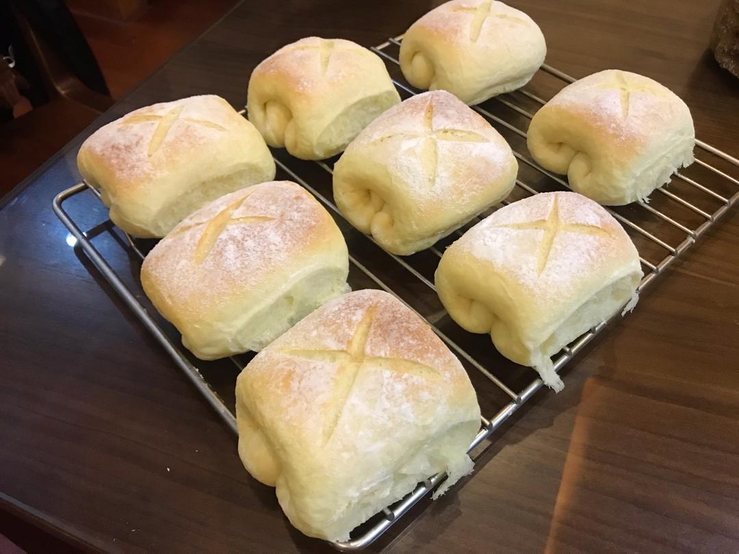 牛奶软面包
