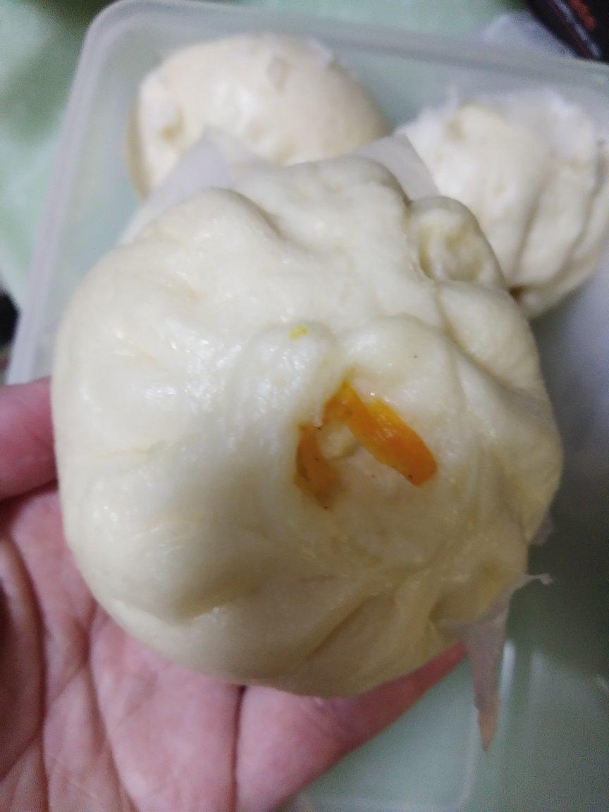 松软多汁的肉包子