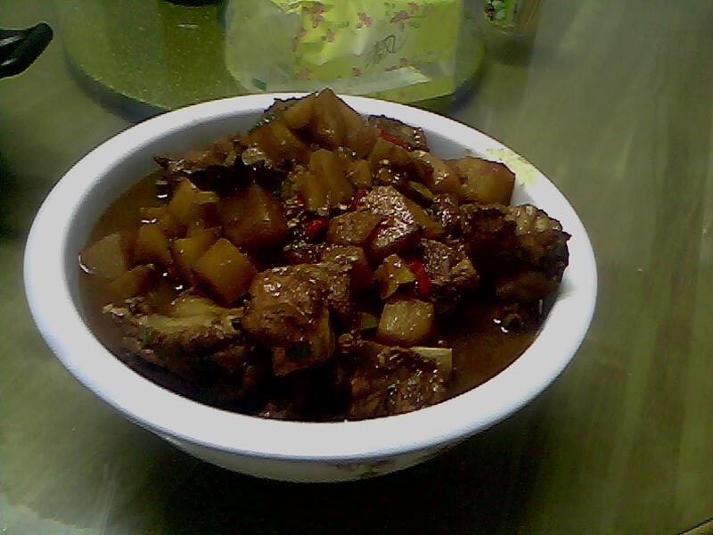 土豆炖排骨