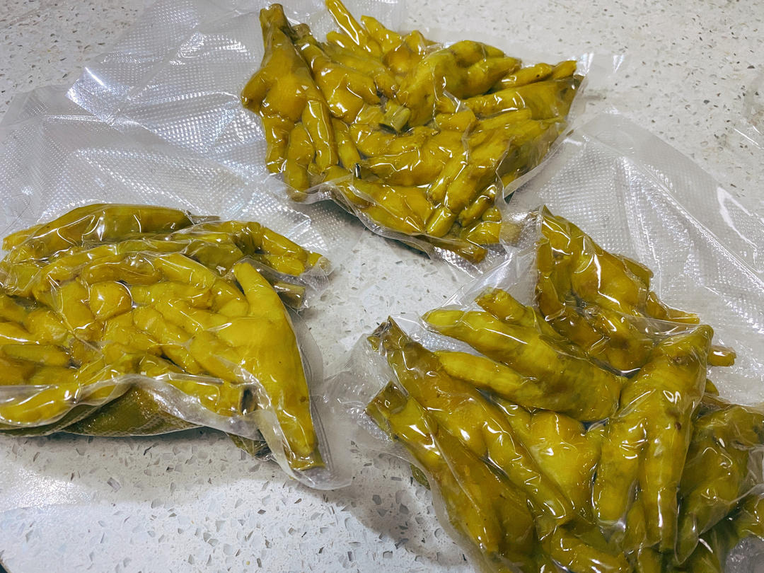盐焗鸡爪(比外面卖的还好吃)