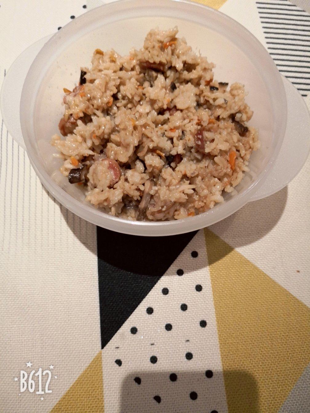 电饭煲香肠焖饭