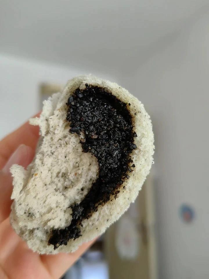 黑芝麻包