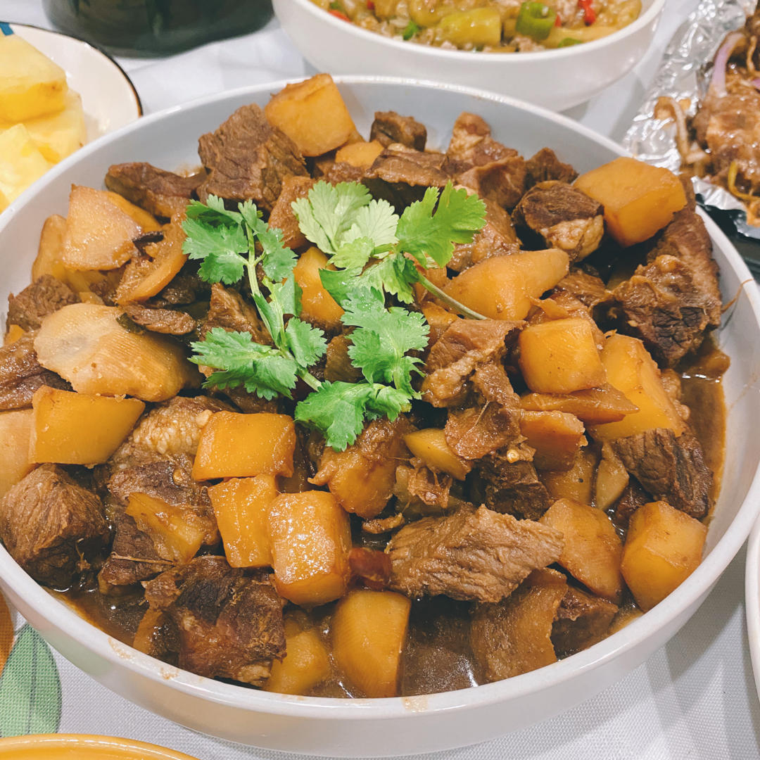 土豆炖牛肉，多吃肉御寒
