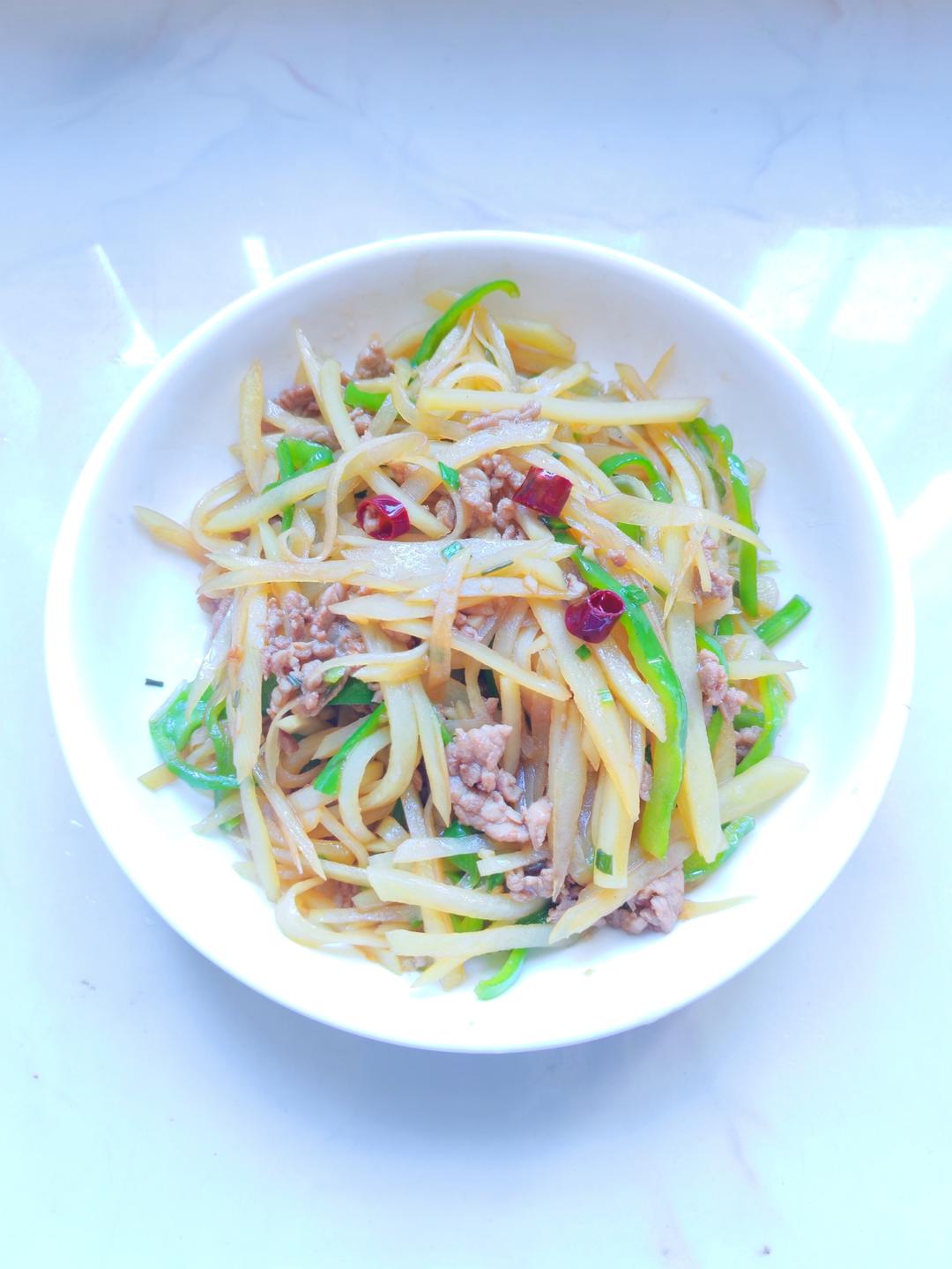 土豆丝青椒炒肉