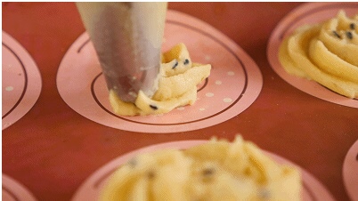 宝宝辅食红薯软曲奇饼干的做法 步骤11