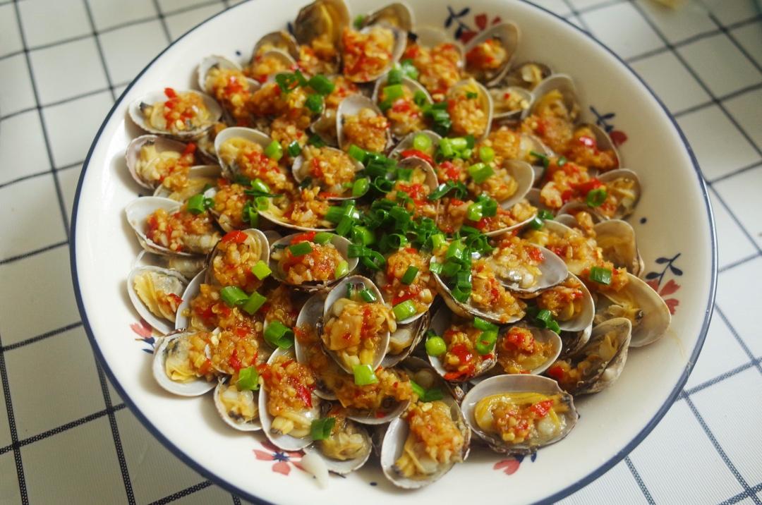 蒜蓉花甲蒸粉丝