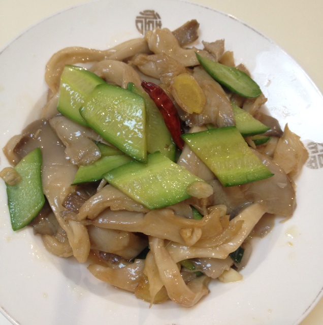 平菇青椒炒蛋