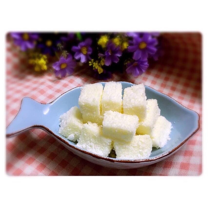 完胜85度C牛奶椰丝小方