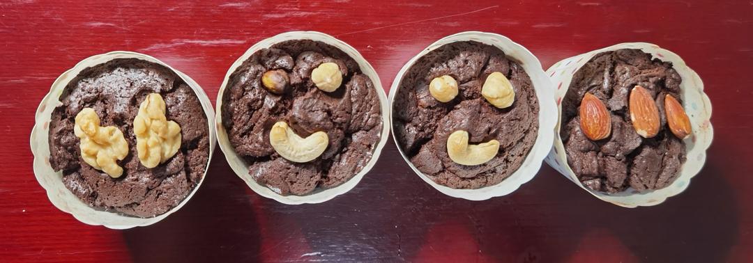 超简单的星巴克巧克力麦芬~~更新啦~无需打发