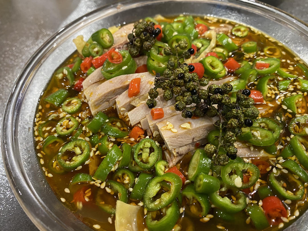 斯蒂芬钟做的藤椒鸡(重口味江湖菜)