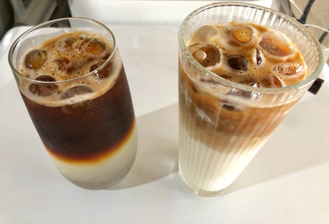 椰子水冰摇咖啡
