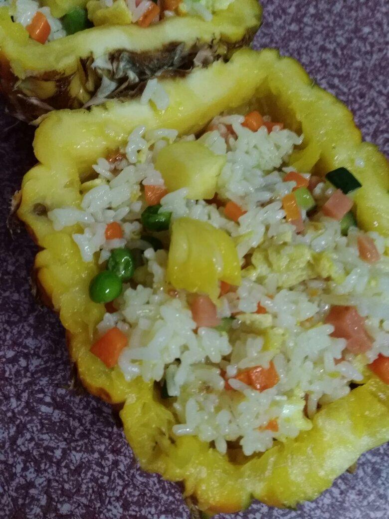 菠萝炒饭