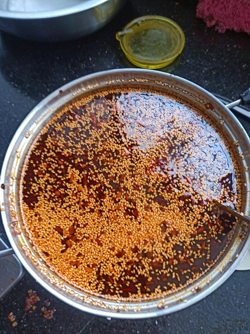 万能凉拌辣椒红油.的做法