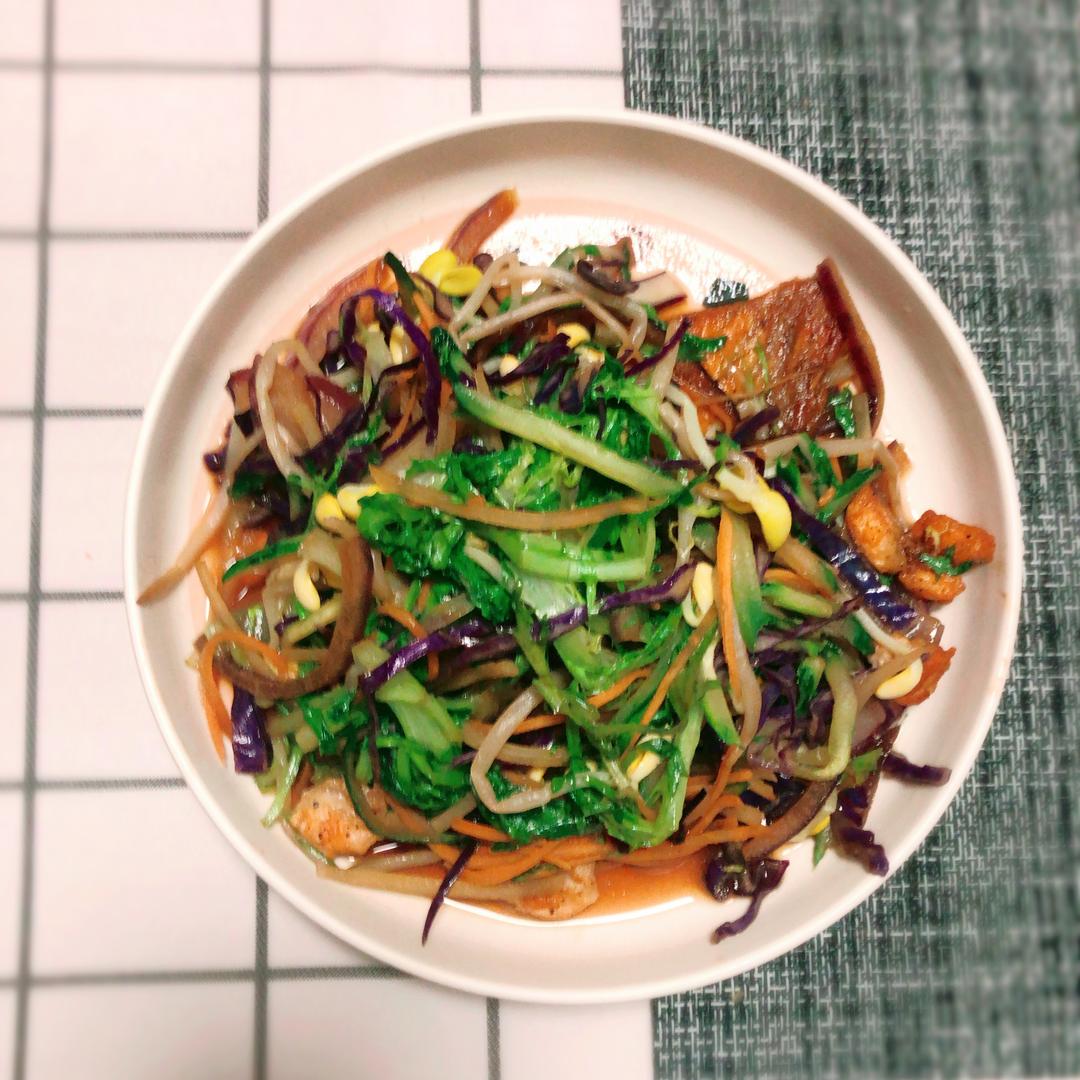 三文鱼炒杂菜