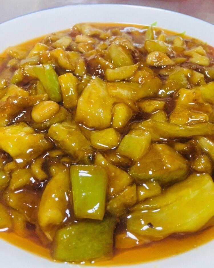 请叫我娘娘她娘做的红烧茄子