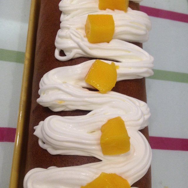 烫面草莓蛋糕卷