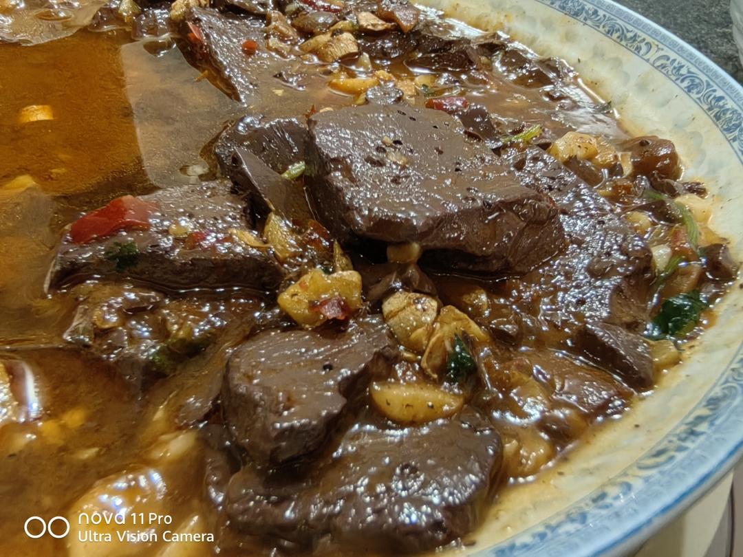 无敌好吃入味红烧猪血