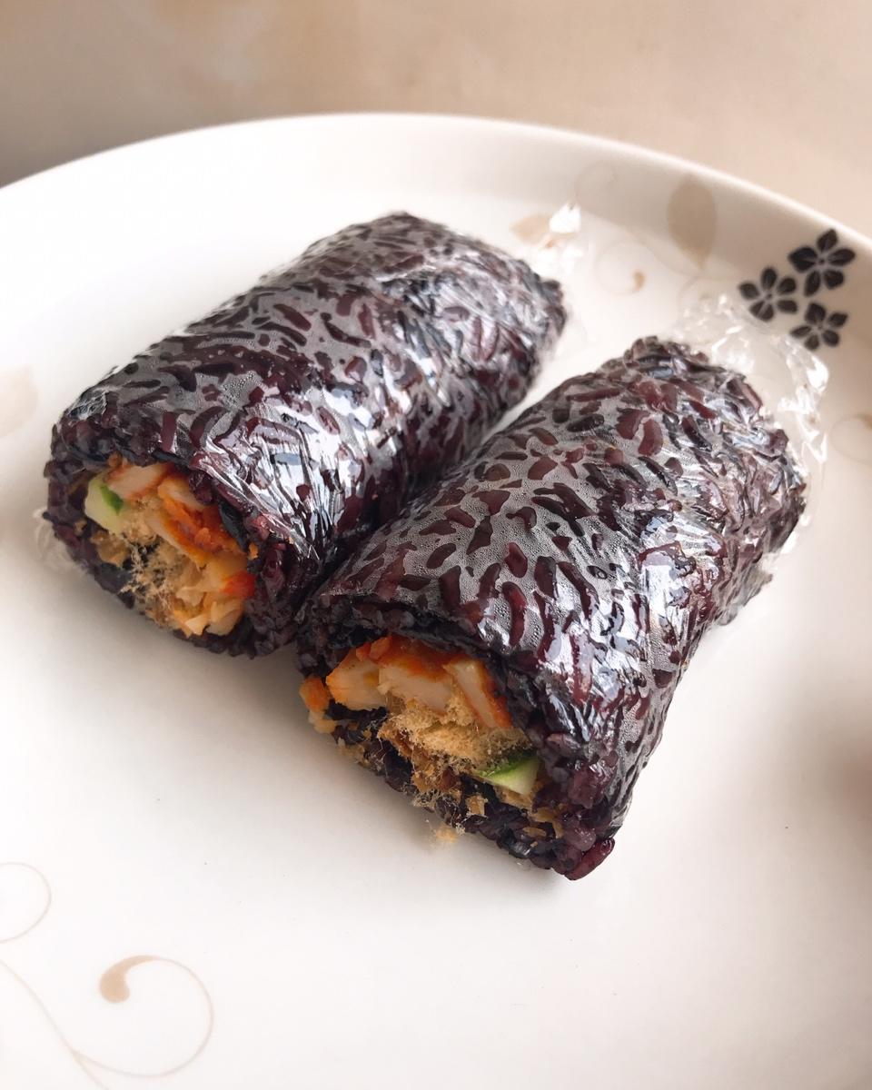 紫米粢饭团