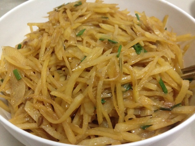 厨房大湿做的酱炒土豆丝酱炒土豆丝酱首页登录注册作品动态菜单查看