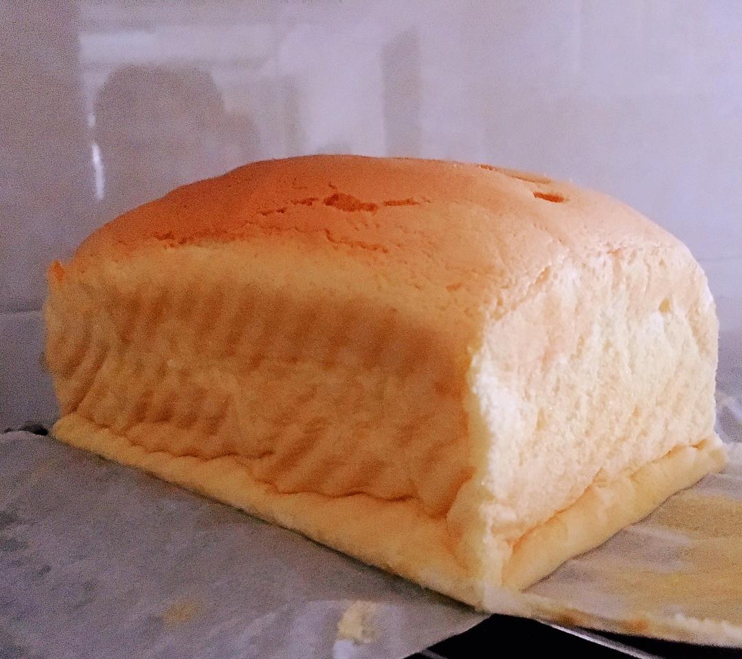 堪比柯基屁股
爆浆芝士🧀古早蛋糕