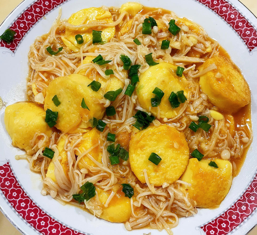 铠宝妈做的金针菇烧日本豆腐