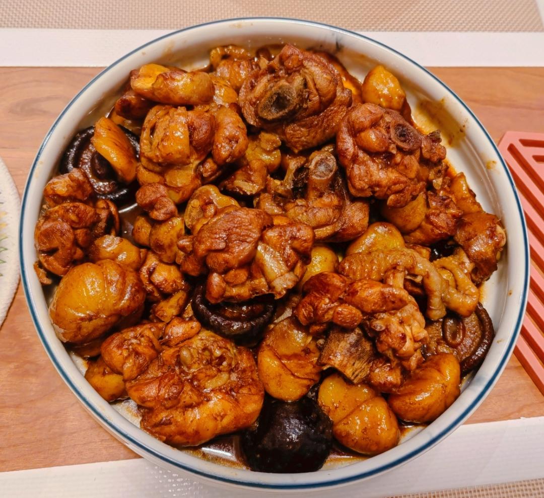 【栗子烧鸡】鸡肉都给你吃，栗子归我~