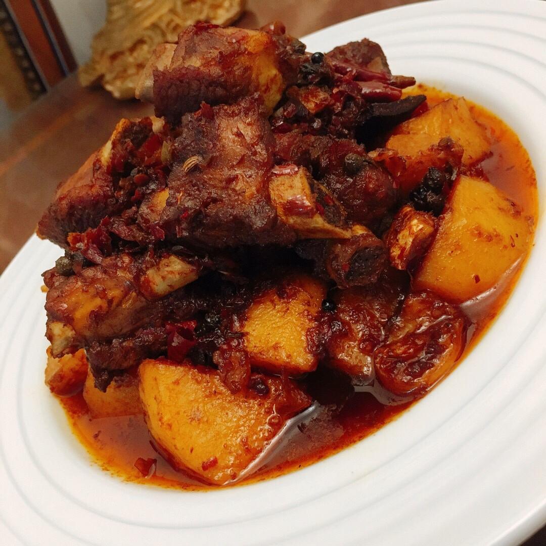 川味土豆烧排骨