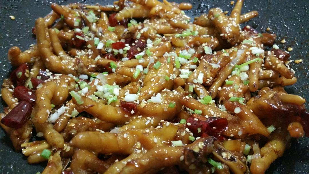 香辣烧鸡爪