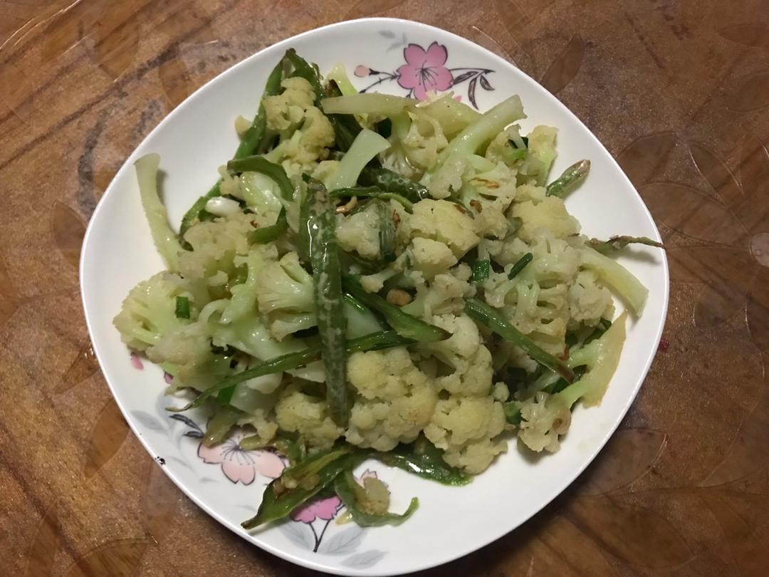 素炒花菜（爽脆）