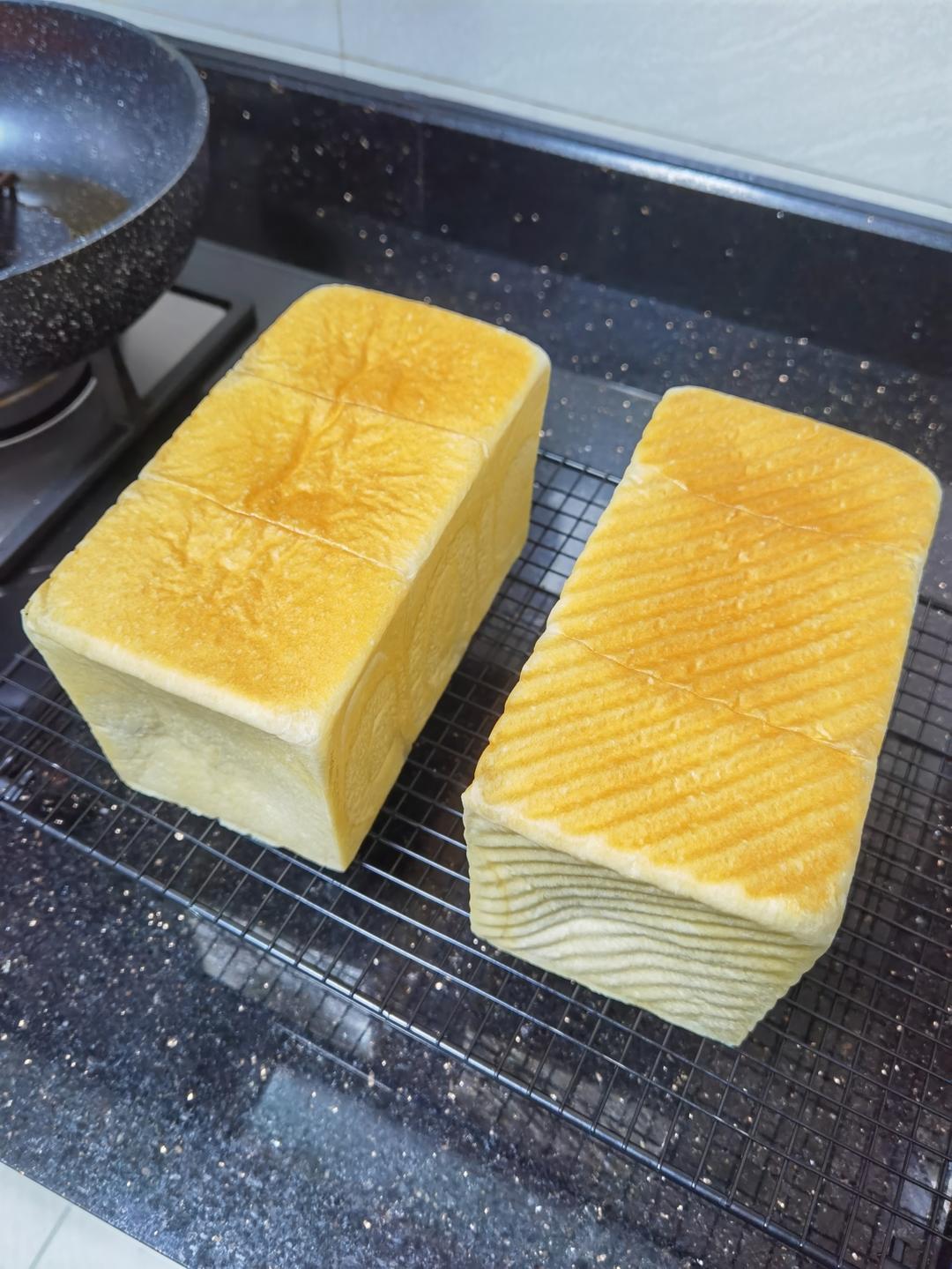 细腻绵软吐司🍞（适合夏天的轻松撸包技巧，新手必学）
